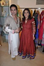 at designer preview at Zarine Khan_s Fizaa in Juhu, Mumbai on 17th Oct 2012 (114).JPG